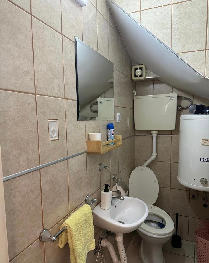 Garsonjera Zvezdara Lägenhet Belgrad Exteriör bild